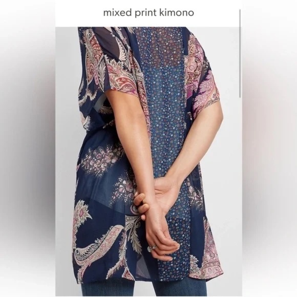 Maurices Floral Block Open Front Peasant Sleeve Boho Kimono Size 0/1 - Picture 2 of 5